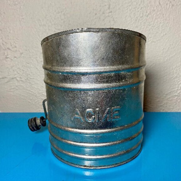 Vintage ACME Tin Flour Sifter - Picture 4 of 7